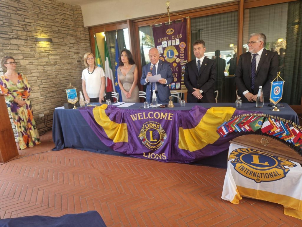Passaggio del martelletto al Lions Club Vasto Host: il nuovo presidente è Michele Del Borrello 6 WhatsApp Image 2024 07 11 at 18.27.51 5