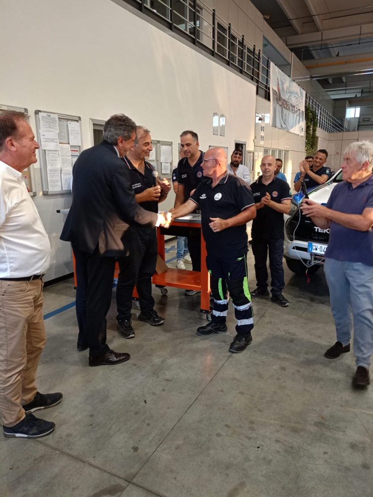 Nuovo pick-up per la Protezione Civile di San Salvo: migliorata la capacità antincendio 2 3071c2b4 eb84 4023 96bf 4e44b19f45e8