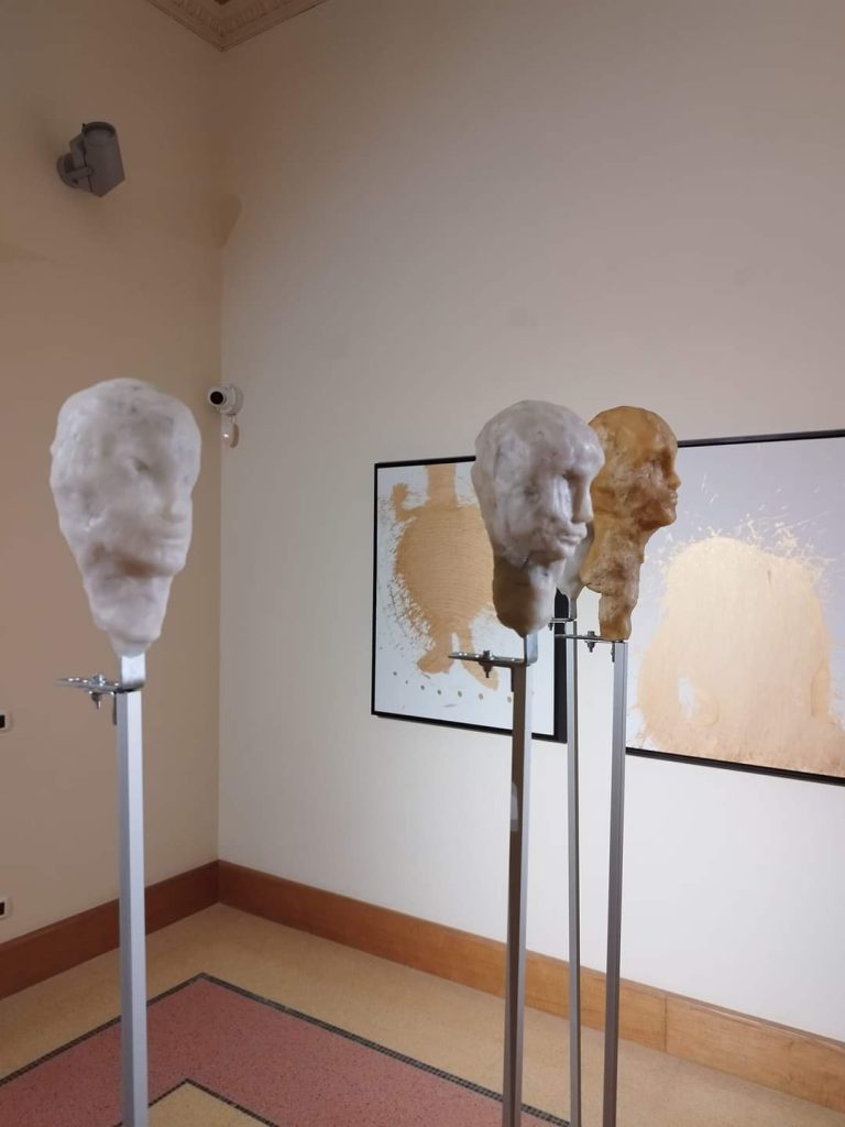 "Sottotraccia": l'arte contemporanea in mostra a Palazzo d'Avalos 9 premio Vasto 0000
