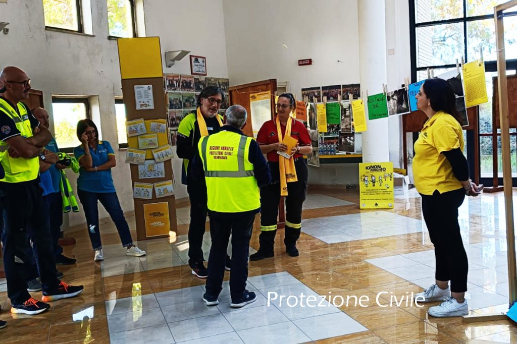 Corsi di aggiornamento per la Protezione Civile di Casalbordino 7 Foto 9