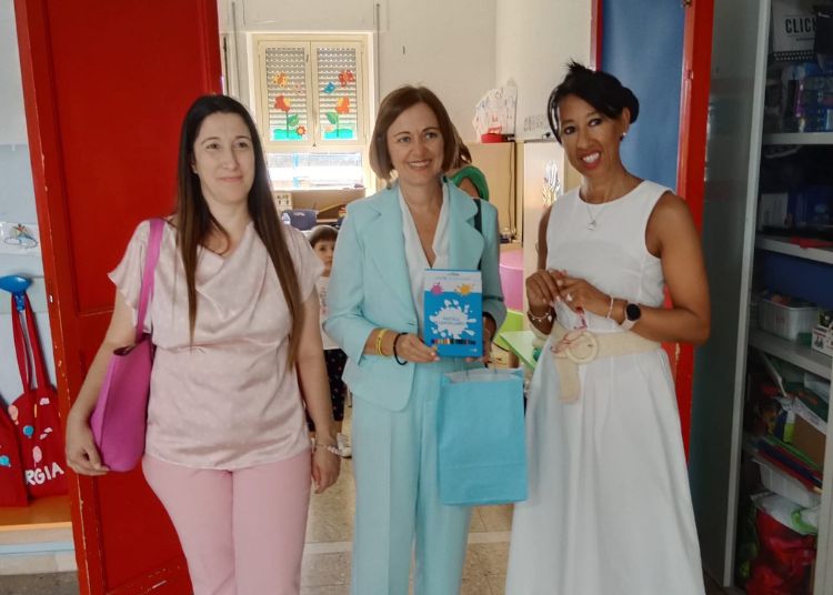 Vasto, il nuovo anno scolastico prende il via: «L’istruzione è l’arma più potente che abbiamo per cambiare il mondo». 6 Progetto senza titolo 2024 09 12T144448.235 1