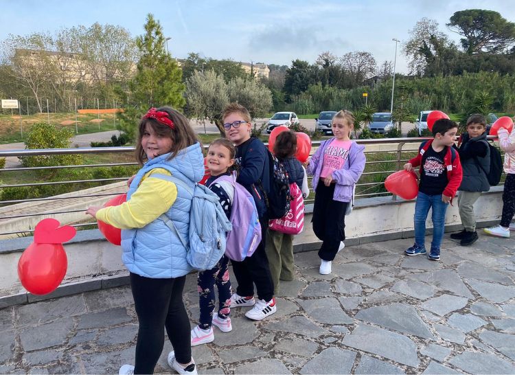 Giornata Missionaria: cuori e valori nella Parrocchia di Santa Maria del Sabato Santo 5 4 5