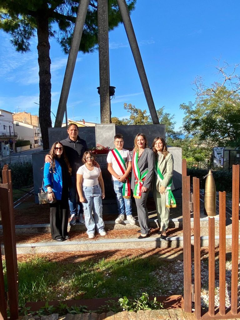 Ricordo e commemorazione, conclusa la sesta edizione di ''Una rosa per Norma'' 4 WhatsApp Image 2024 10 10 at 12.40.45 AM 1