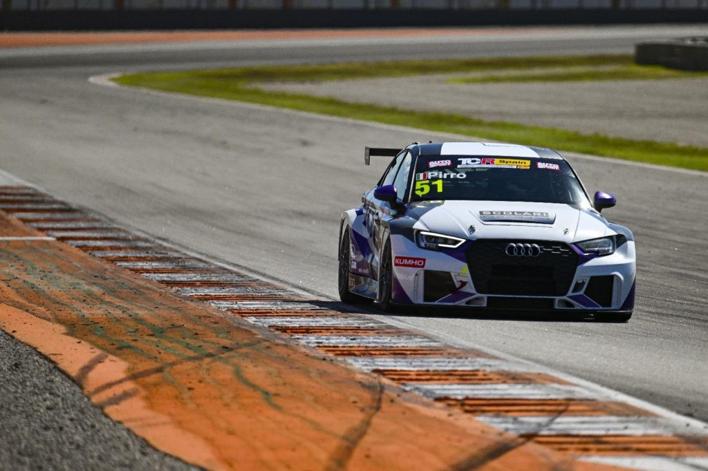 Il vastese Michele Pirro conquista il podio al debutto nel TCR Spain 5 pirro 2