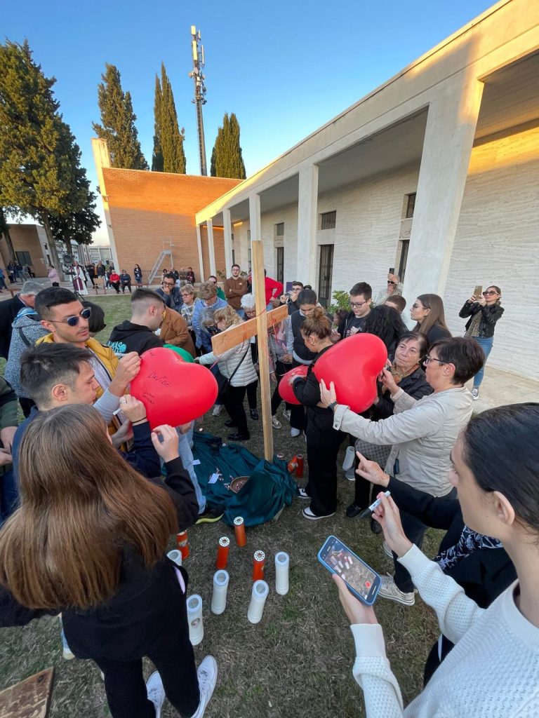 Veglia di preghiera per i "Giovani Angeli" a San Salvo 4 WhatsApp Image 2024 11 06 at 4.32.26 PM 2