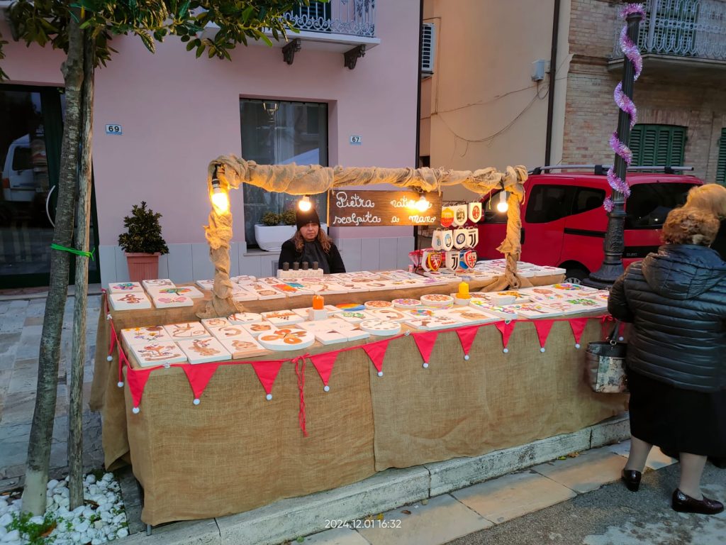 Gissi, successo per l'ottava edizione dei mercatini di Natale 14 WhatsApp Image 2024 12 03 at 12.45.20 PM 1