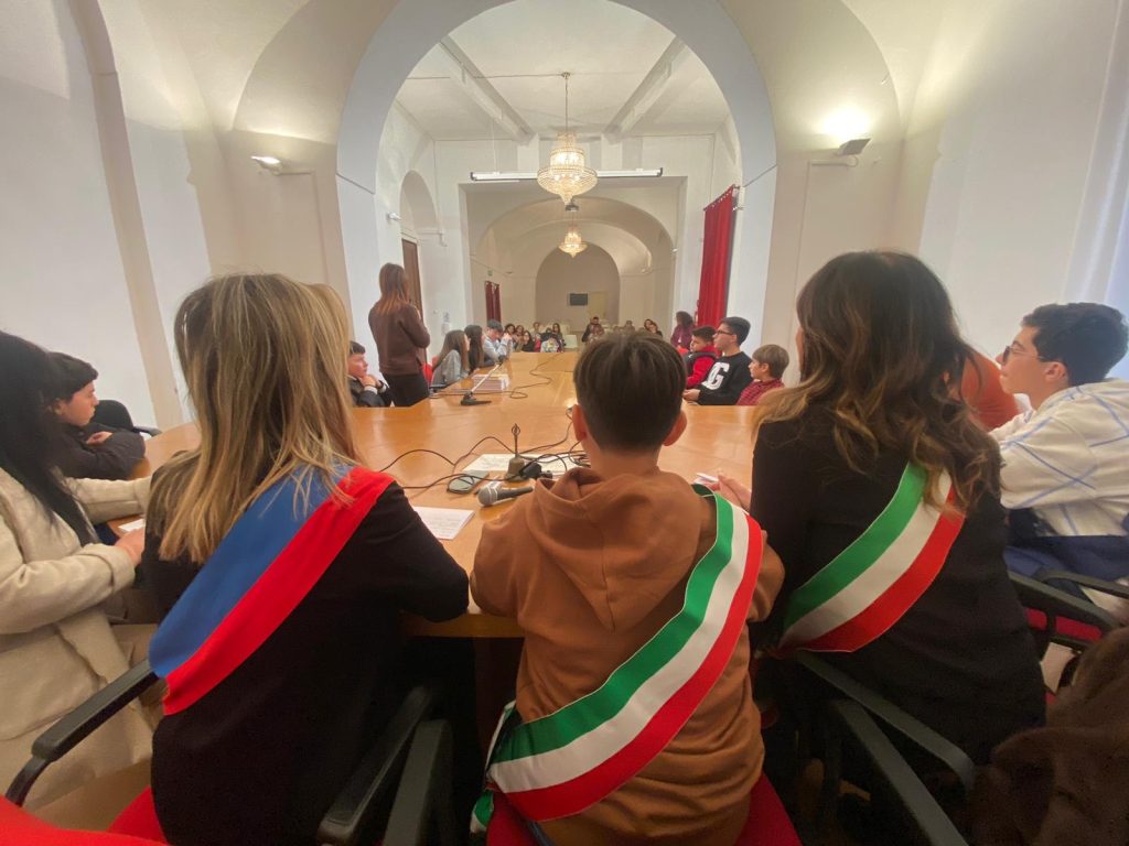 Insediamento del Consiglio Comunale dei Ragazzi a Cupello 8 2ad2c5b4 9c48 45af a692 5fd09ba3c5ed