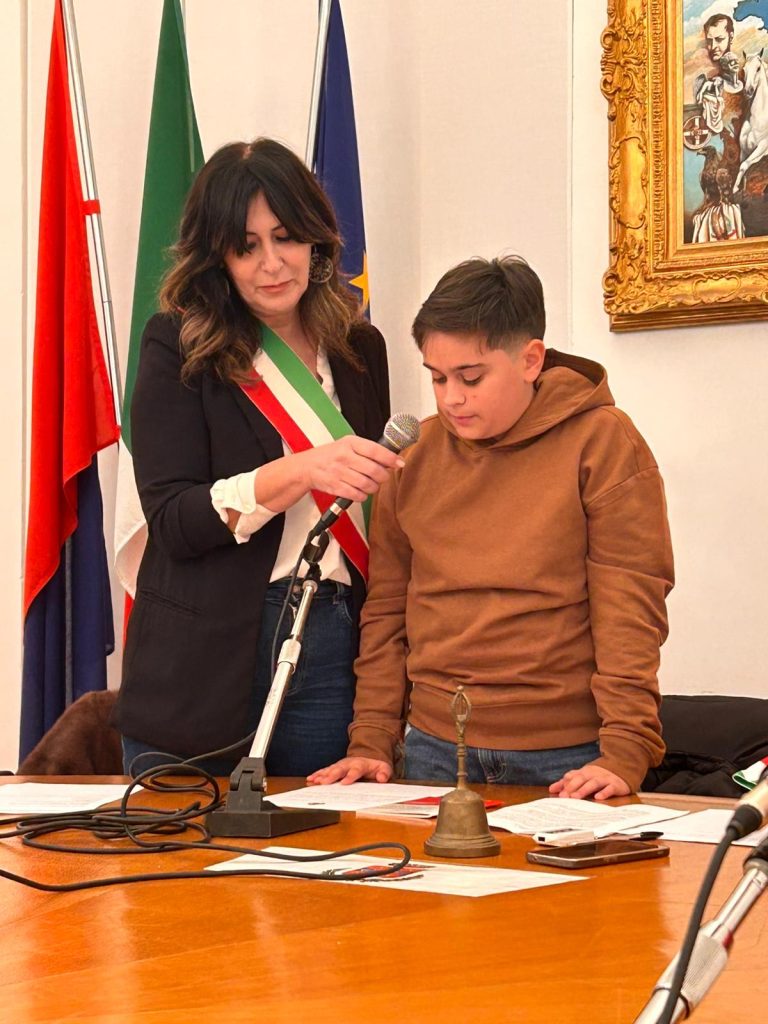 Insediamento del Consiglio Comunale dei Ragazzi a Cupello 9 e754d650 e2b5 45a9 8586 66707fda09d7
