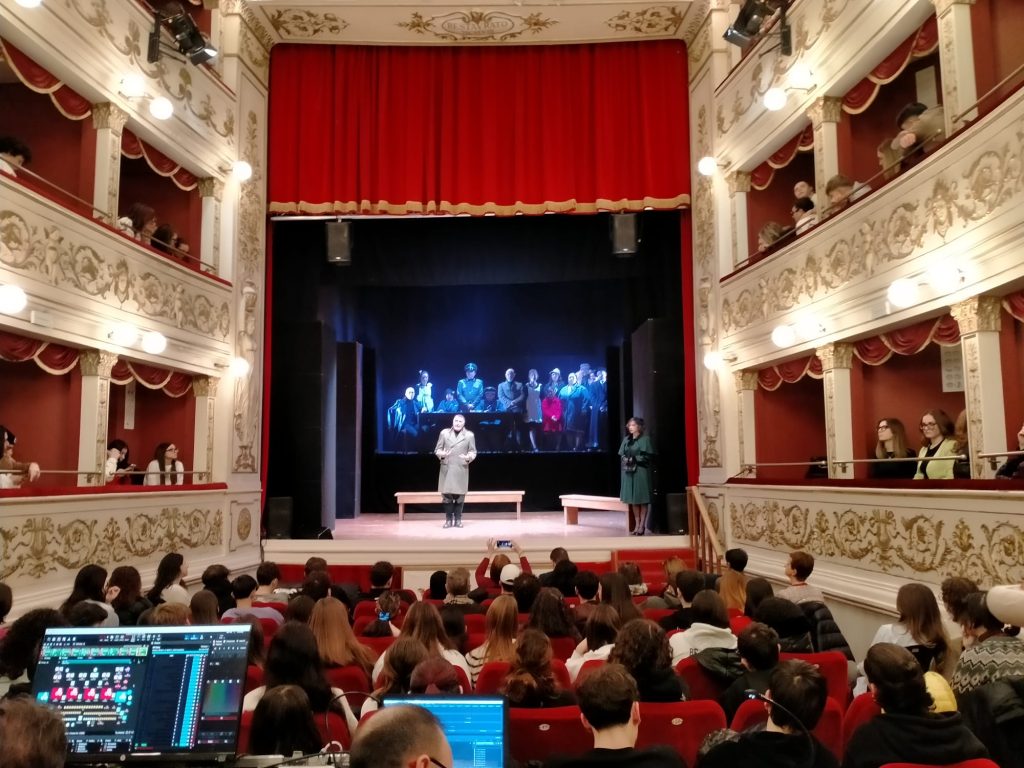 Vasto celebra il Giorno della Memoria 3 teatro 1