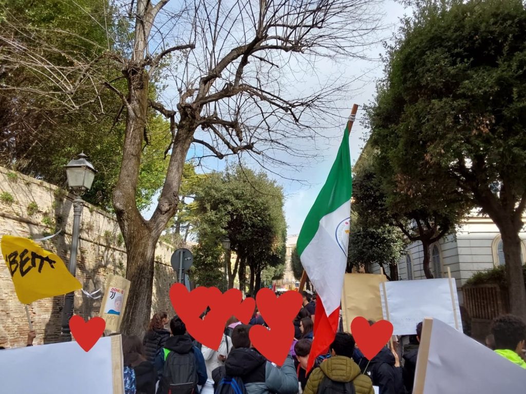 Giornata della Memoria e dell’Impegno: studenti vastesi in corteo a Chieti 2 mafia2