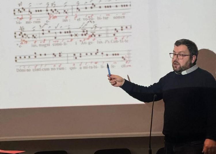 Successo per il seminario sul canto gregoriano a Vasto 5 Progetto senza titolo 2025 04 01T142723.330