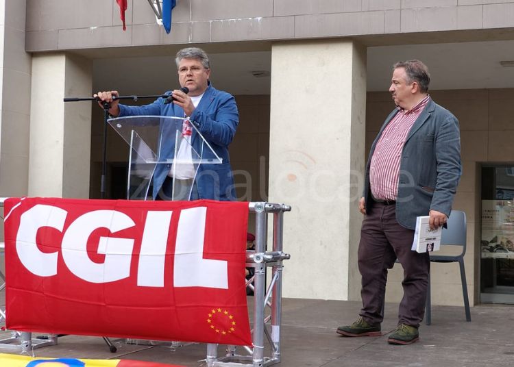 Landini a San Salvo: «Il lavoro va difeso. Basta precarietà, sfruttamento e silenzi» 6 11 1