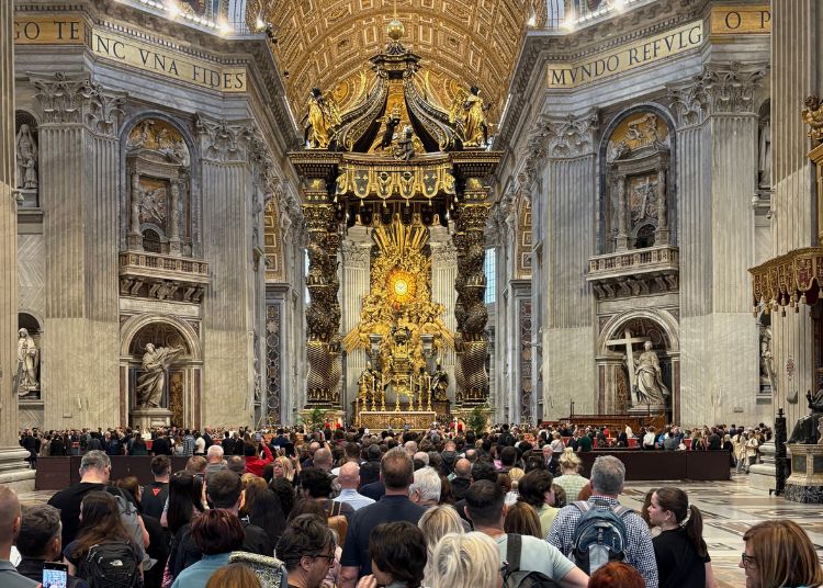 Giovane vastese scrive a Papa Francesco: la risposta arriva il giorno dopo la morte del Pontefice 3 Di Laudo Papa Francesco 1