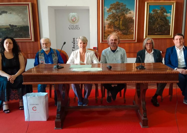 Vasto, torna “L’Ulisse dantesco” di Nicola D’Adamo: l'opera esposta a Palazzo D’Avalos 3 Untitled design 36