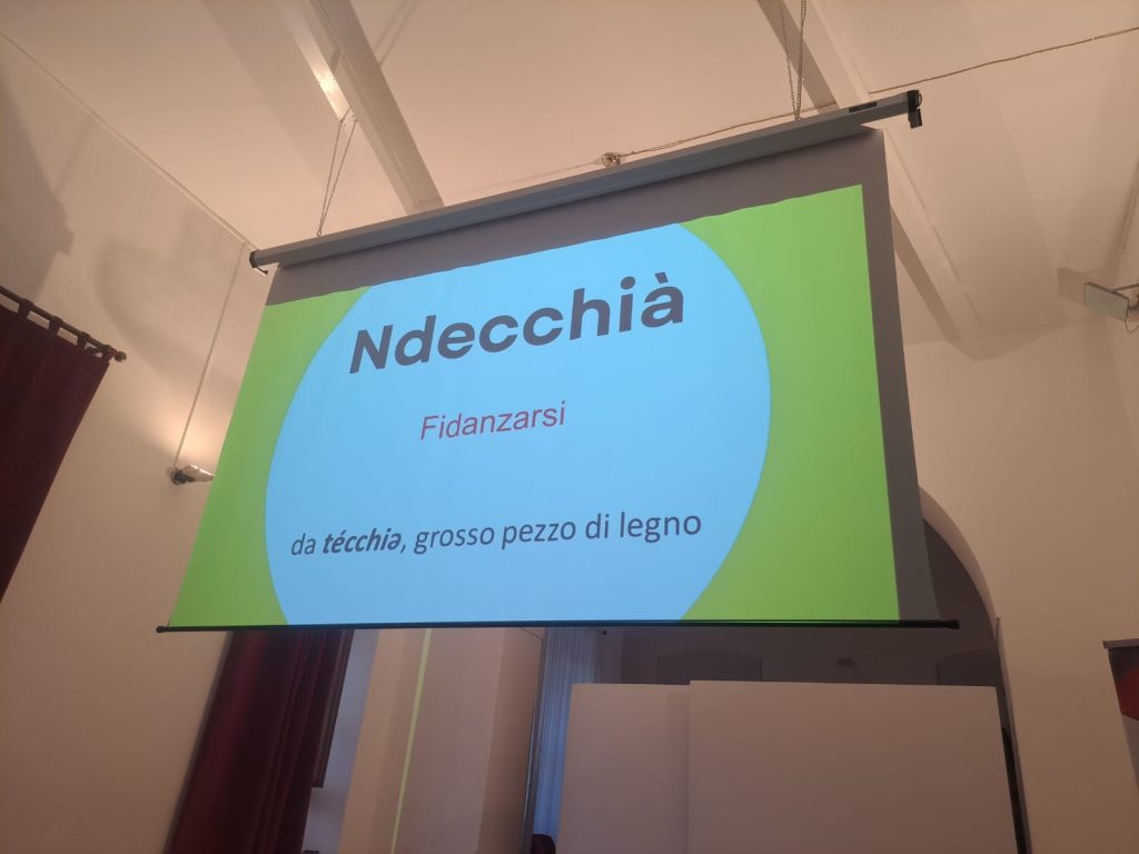 «Sai dirlo in cupellese?» — La Pro Loco presenta il primo dizionario etimologico del dialetto 14 Immagine WhatsApp 2025 07 26 ore 06.55.19 be85587a