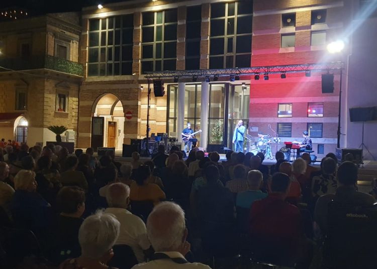 San Salvo, successo per l’apertura del Summer Jazz 2 Untitled design 78