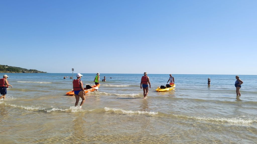Carezze estive in Kayak a Vasto 3 d