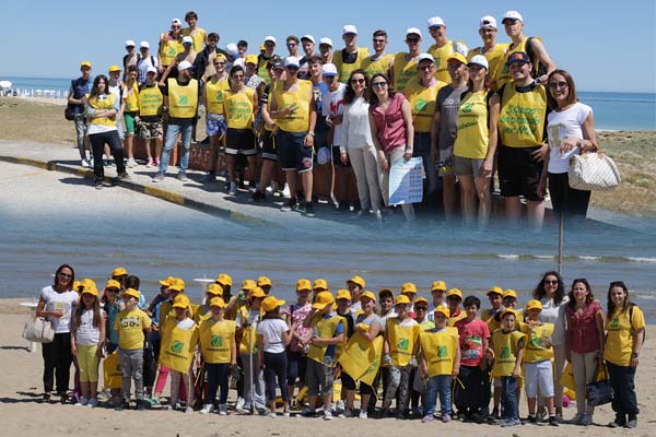 pulizia spiaggia casalbordino ragazzi h