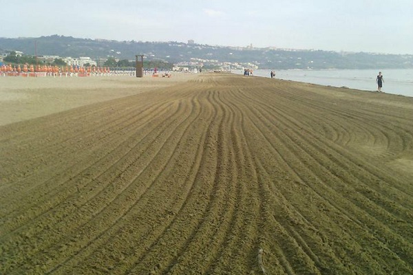 pulizia spiaggia 1giu2018 h