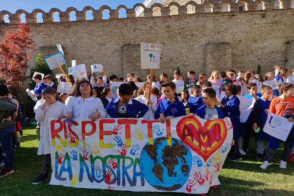 scuola spataro plastic free h