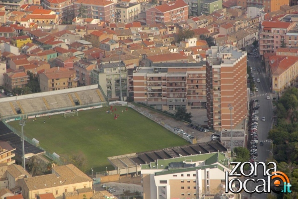 Lo stadio Aragona di Vasto