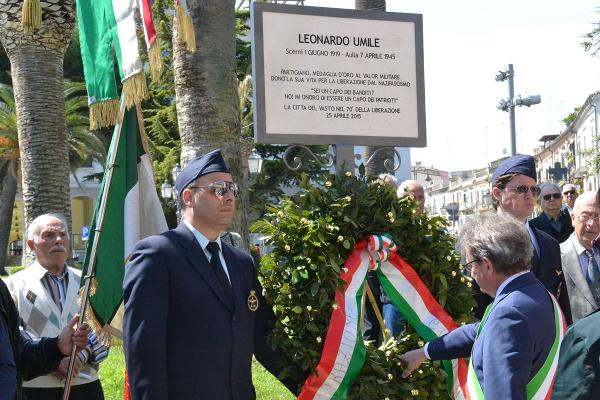 25 aprile h