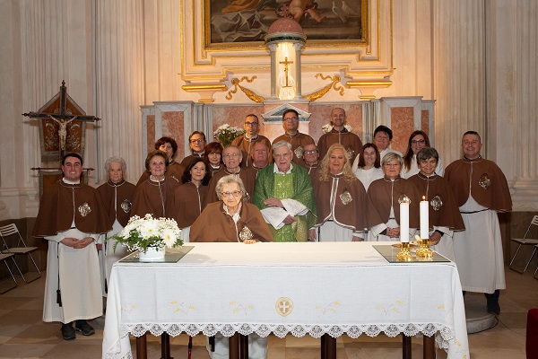 confraternita madonna del carmine h