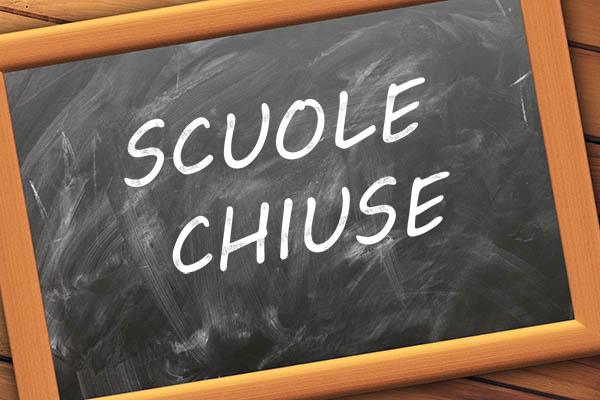 immagine scuole chiuse h