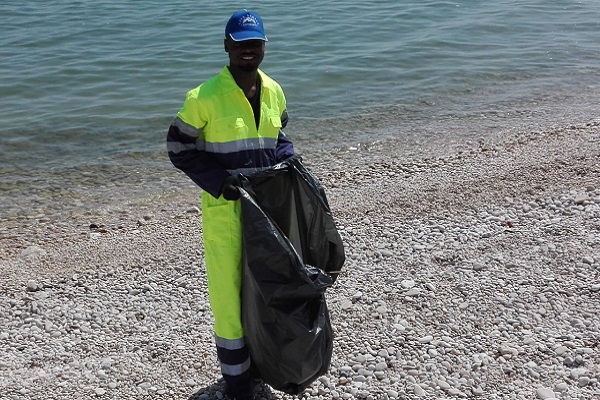 migranti spiaggia torinodisangro h2