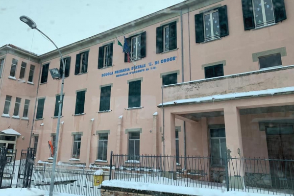 scuola casalanguida neve h 600 400 1546701768