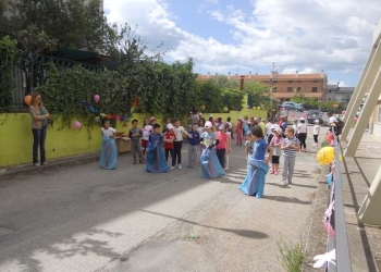 scuola peluzzo giochiamo cortile h