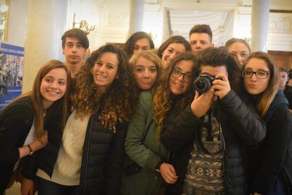 studenti palizzi mostra banconote h