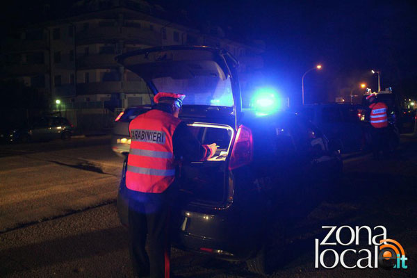 carabinieri controllo notte2 h