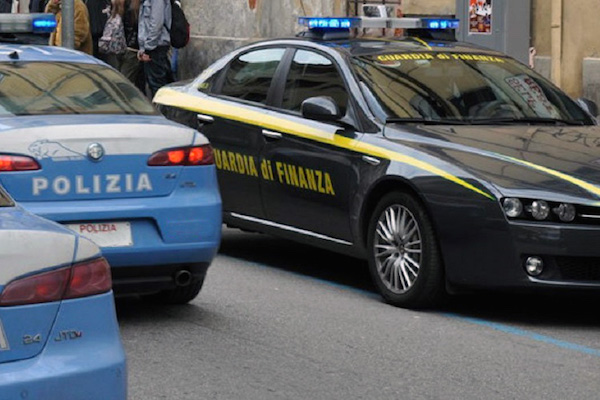 auto finanza polizia h