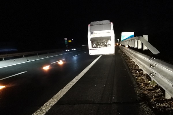 bus cerella fermo a14 h