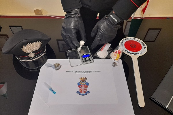 carabiniere droga sansalvo 17ott2021 h