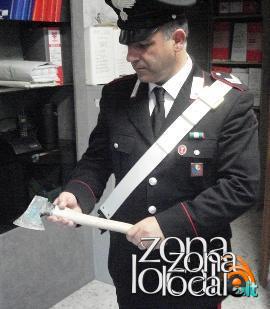 carabiniere ascia int