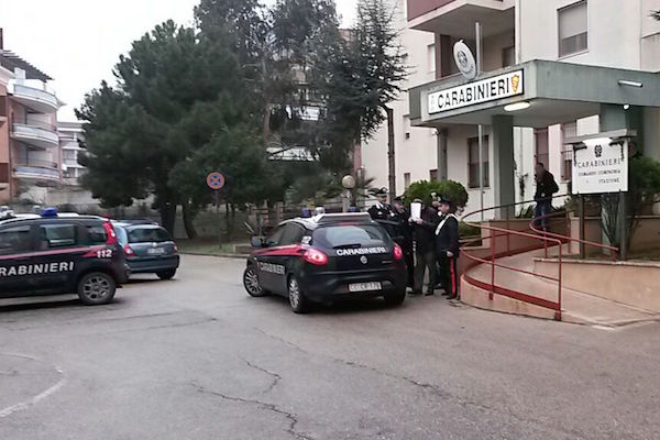 carabinieri arresto matrimoni combinati h