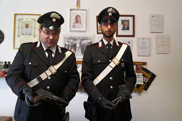 carabinieri castiglione armi h