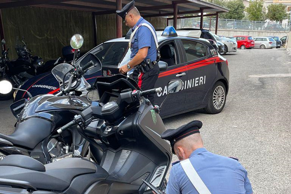 carabinieri moto rubate 21set 2021 h