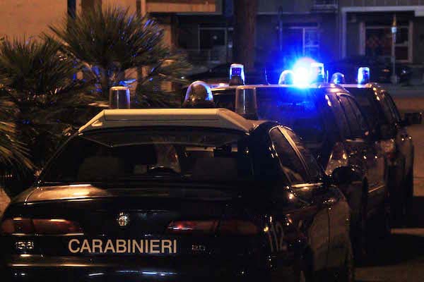 carabinieri notte generica 2 h 600 400 1526652223