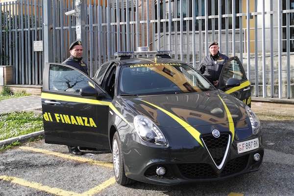 guardia finanza teramo h