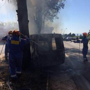 incendio auto santantonioabate 300