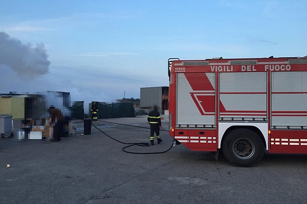 incendio camper punta penna h