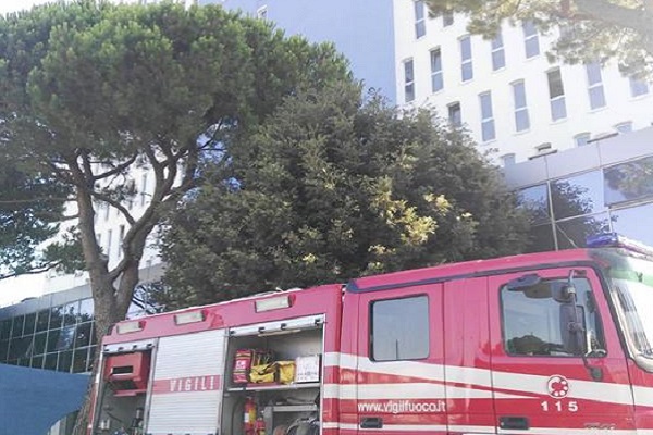 incendio hotel silvi ansa h