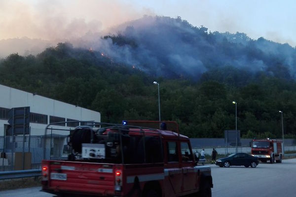 incendio schiavi 2017 h