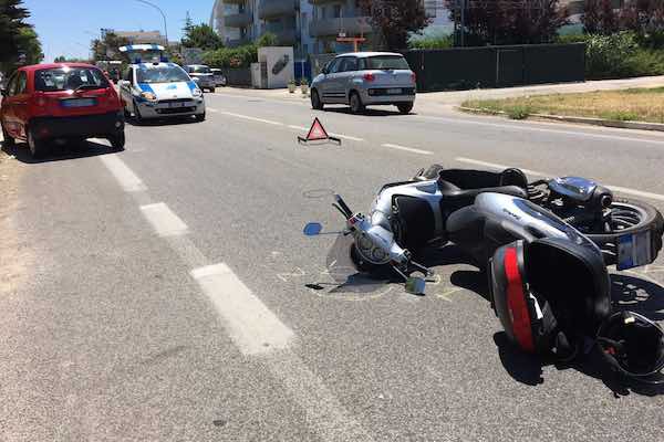 incidente moto 18 giu h