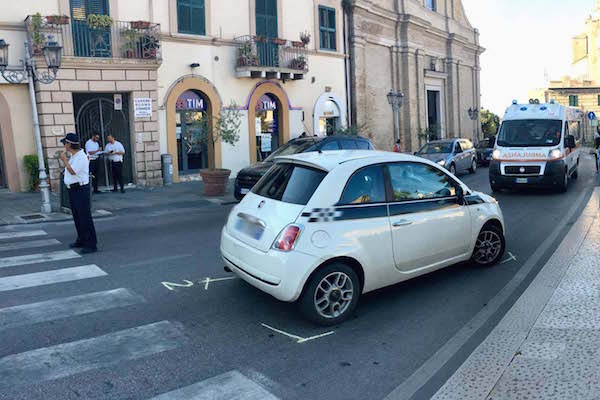 incidente piazza rossetti 24 ago h