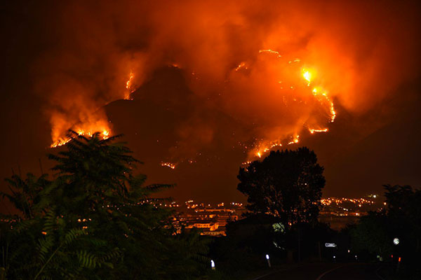 monte morrone fiamme h