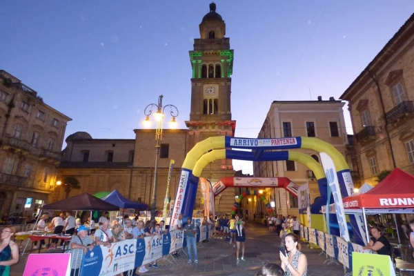 Runners Casalbordino alla notturna del campanile